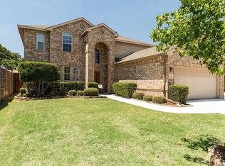 1723 Peregrine Dr, Corinth, TX 76210