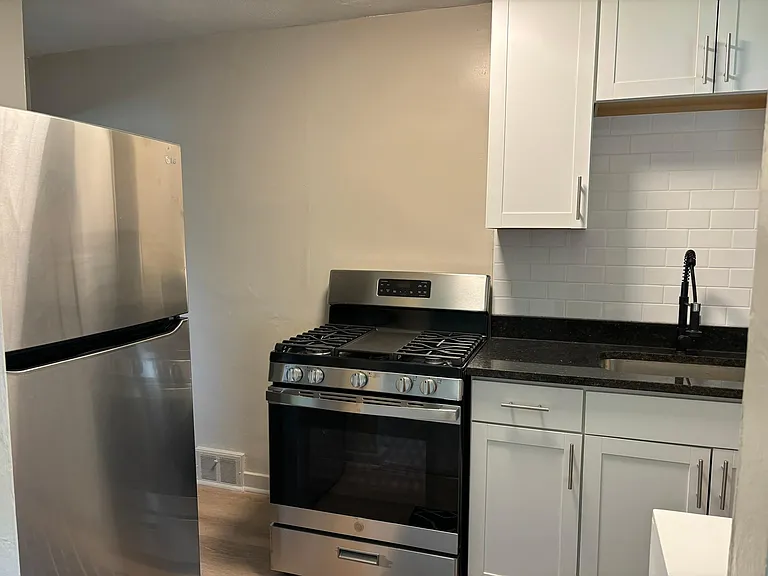 635 Bigelow St — Photo 5