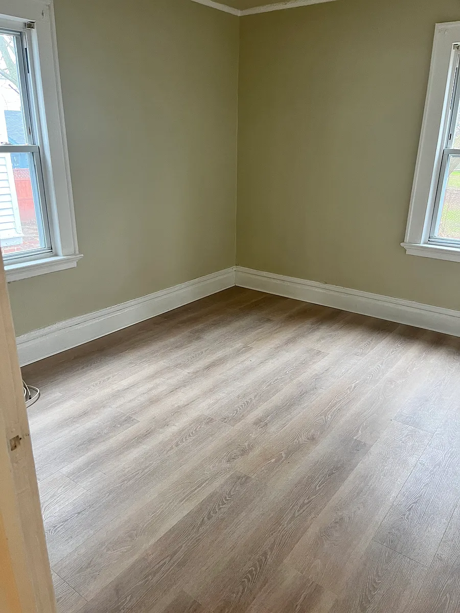 Building Photo - 66 Poe Ave #2