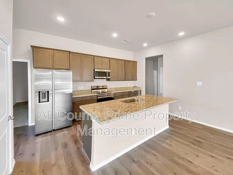 13067 Clearview Dr — Photo 5