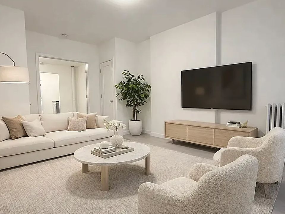 2nd image of 941 2nd Ave #4
