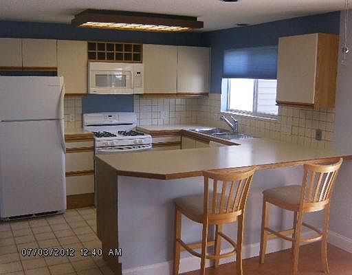 3rd image of 1014 Williamsburg Cir