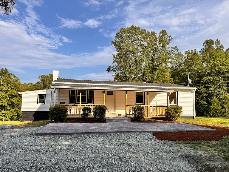 4767 Green Creek Rd — Photo 1