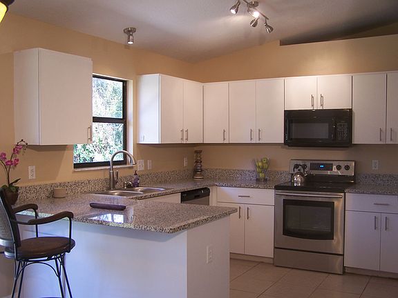 3rd image of 9145 107th Ct