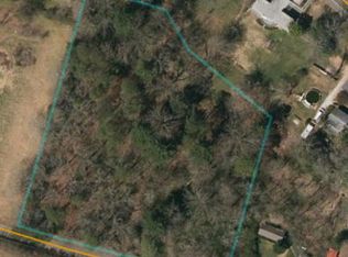Lyle St, Franklin, NC 28734