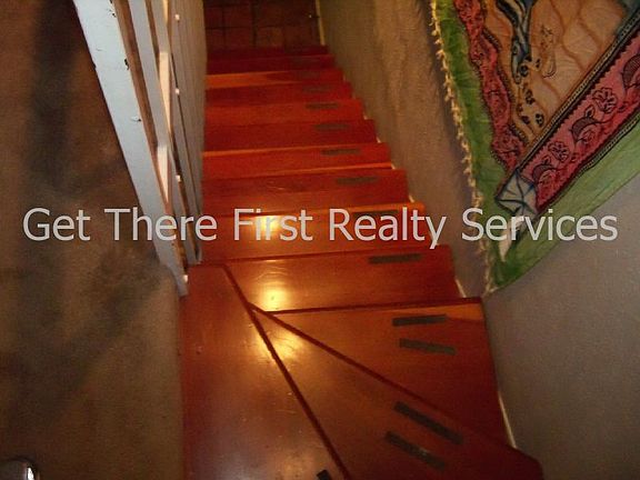 5th image of 2710 Douglas Ave APT 139