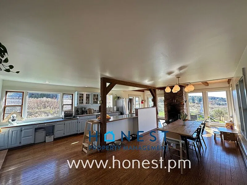 507 Jones Woods Rd
