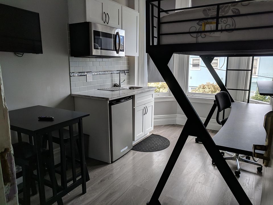 1st image of 3141 16th St #3