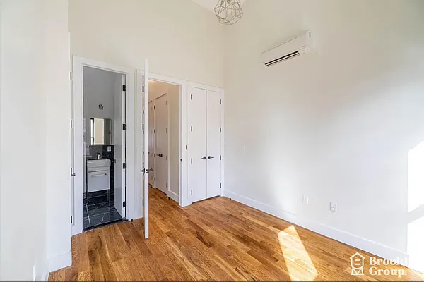 Rented by Brooklyn Group | media 5