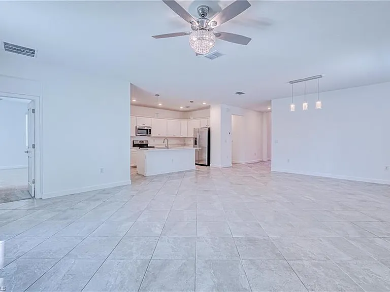 9146 Leatherwood Loop — Photo 9