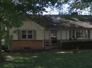 5800 Mackey St, Merriam, KS 66202