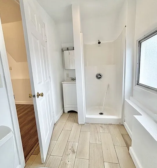 288 S Coronado St — Photo 10