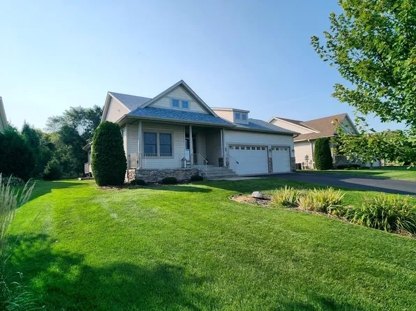 13824 Goodhue St NE, Ham Lake, MN 55304