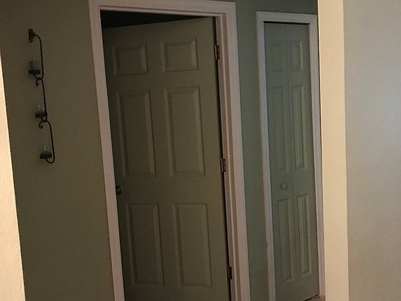 3rd image of 429 Dixson St
