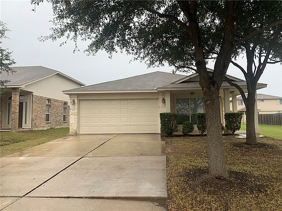 2nd image of 1001 Aiken Dr