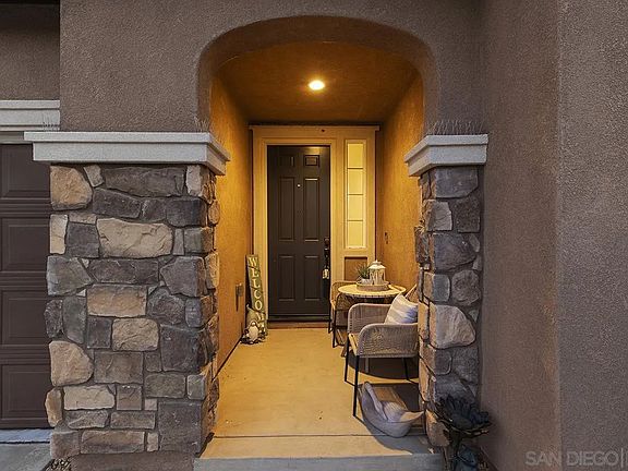 3rd image of 34751 Ribbon Grass Way