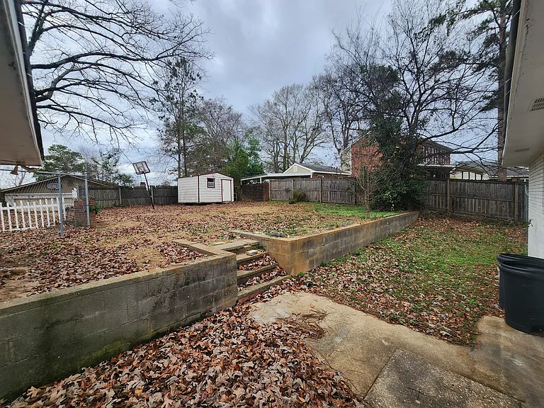 5401 Lichfield Rd — Photo 42