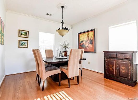 4th image of 9136 Twilight Hill Ct