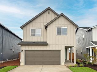 2255 Sawtelle Dr, Woodburn, OR 97071