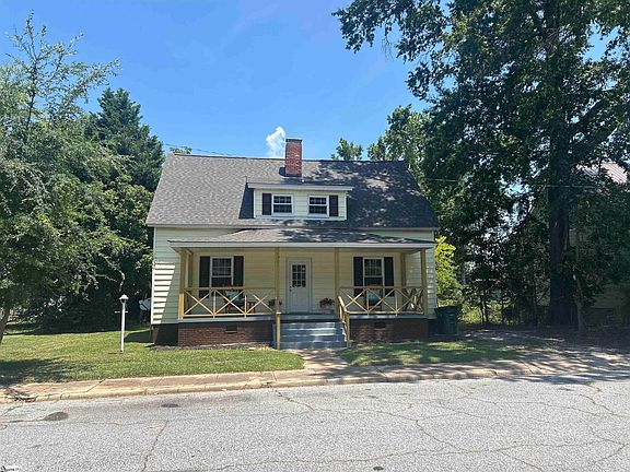 2nd image of 106 Washington St