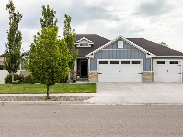 321 S Lookout Ridge Dr, Tooele, UT 84029