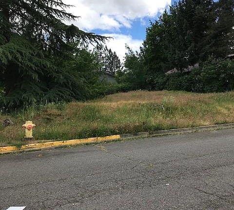 3rd image of 599 Oak Knoll Dr