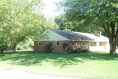 3rd image of 1308 Eileen Dr