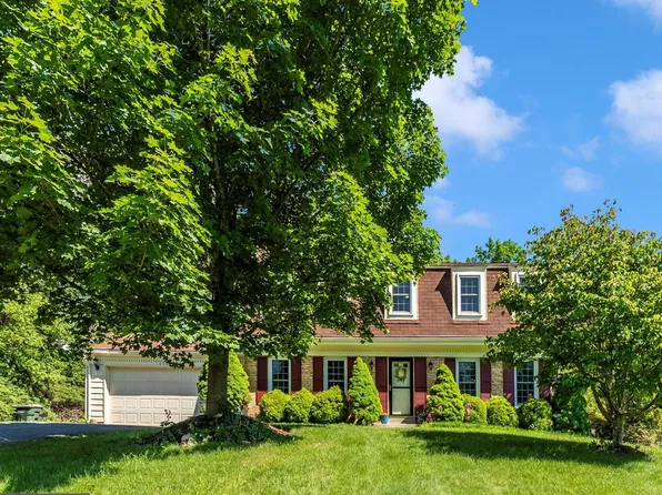 10808 Middleboro Dr, Damascus, MD 20872