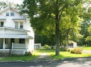 411 W Laurel St, Tremont, PA 17981