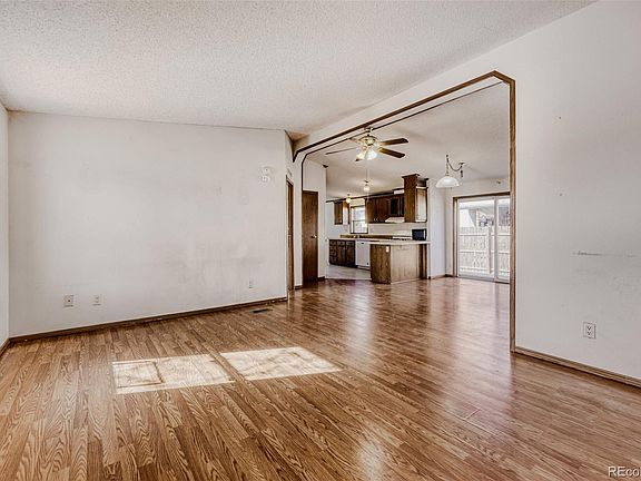 4th image of 9008 Fontaine Street