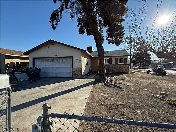 2nd image of 1400 Greenbare Dr