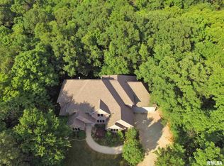 50 Sapphire Point, Morton, IL 61550