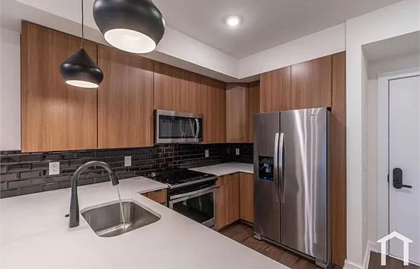 1836 E York St #203 — Photo 13