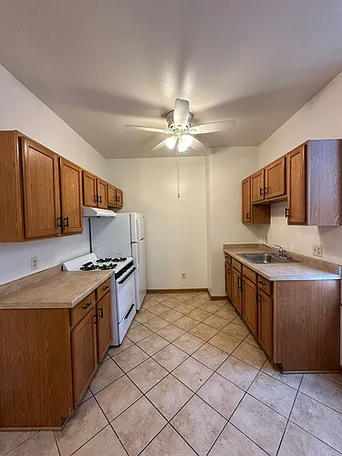 302 E Hadley Photo 1