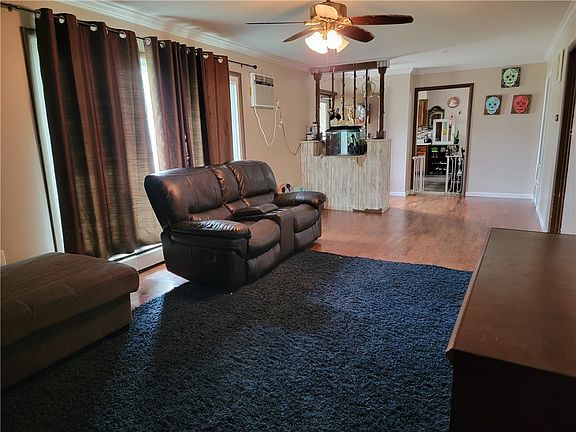 4th image of 413 W North 8th St