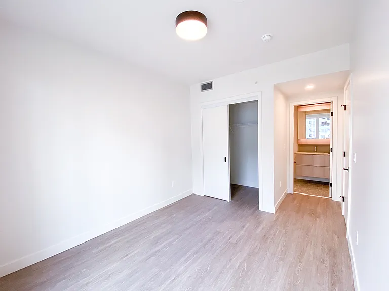 9873 King George Blvd — Photo 61
