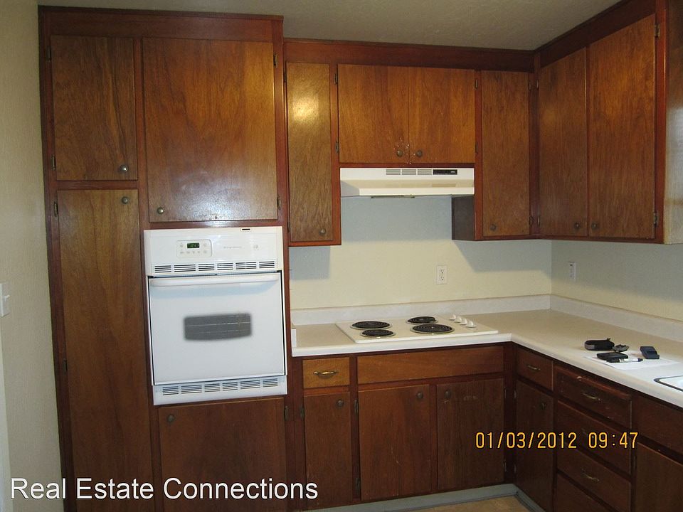 1st image of 3166 Moorpark Ave APT 3