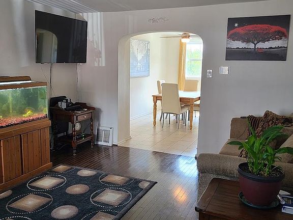 3rd image of 5815 Sylvester St