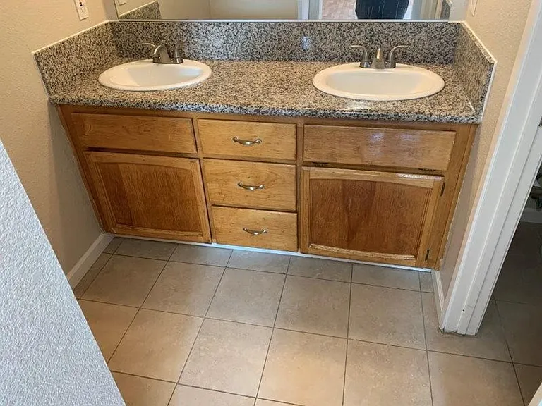 8228 Bluehaven Ct — Photo 17