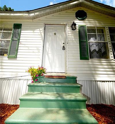 3rd image of 647 Lee Road 129