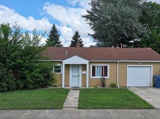 205 Hereford Ave, Steger, IL 60475