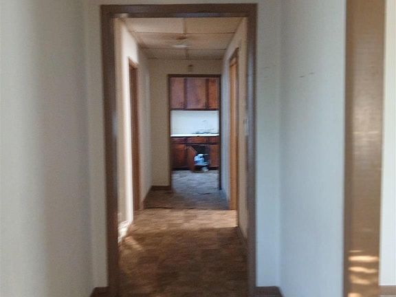 5th image of 1008 N 6th Ave