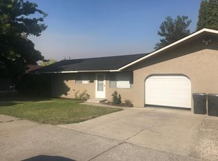 143 E Home Ave, Selah, WA 98942