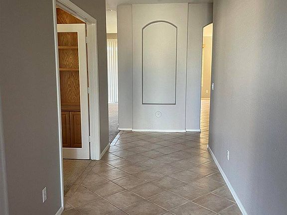 4th image of 3251 E Canyon Creek Dr