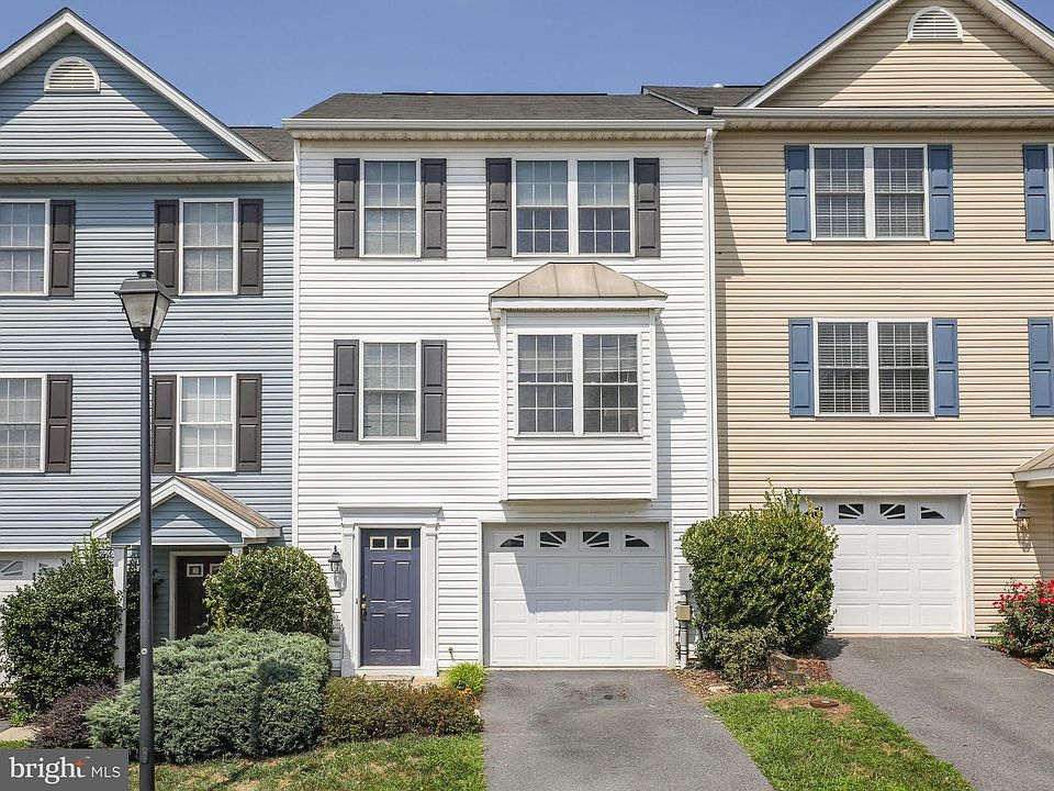 1st image of 128 Windstone Dr