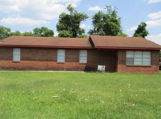 716 E 7th St, Vidalia, GA 30474