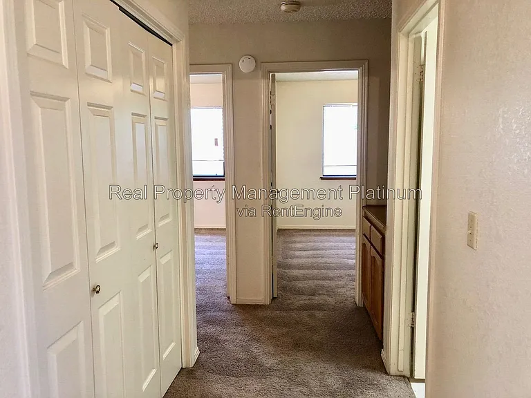 6425 N Arthur Ave — Photo 16