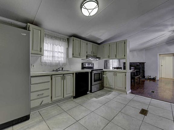4th image of 134 Tobby Hollow Ln