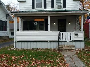 35 Franklin St, Malone, NY 12953