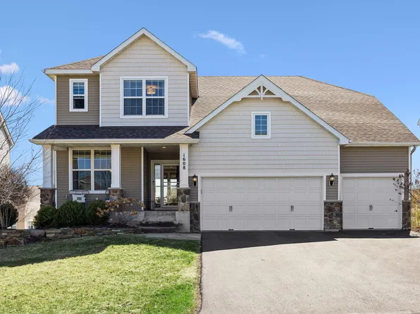 1608 Aspen Dr, Carver, MN 55315